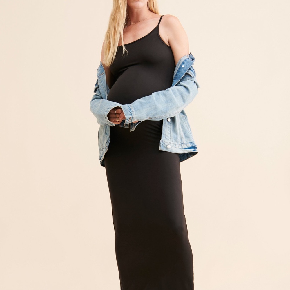Elegant Black Maxi Dress